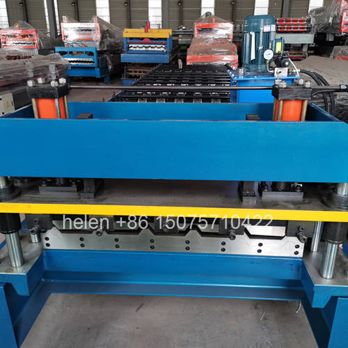 Hebei Xinnuo roll forming factory floor showcasing large scale mass production and batch arrangement of roof sheeting machines