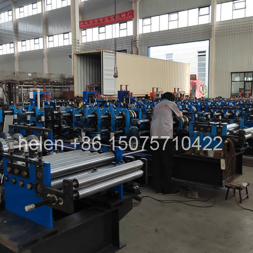 Bulk product pictures of the purlin machine