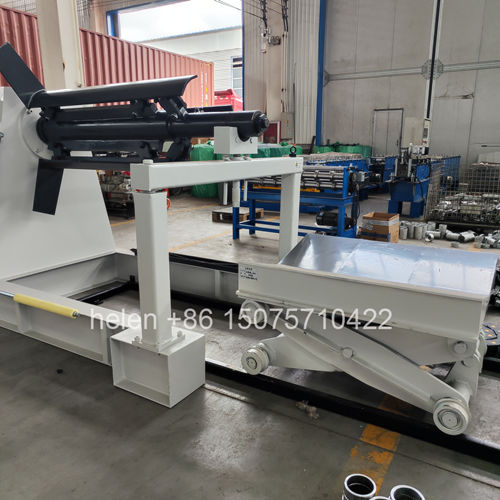 Hydraulic uncoiler of the color steel corrugated iron curving machine for smooth and safe material loading