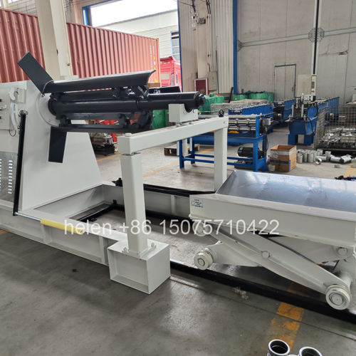 Hydraulic uncoiler of the color steel corrugated curving machine for smooth and safe material loading