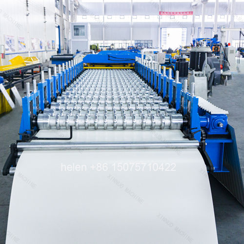 Full display of the color steel corrugated roof sheet making machine showcasing its compact and reasonable structure