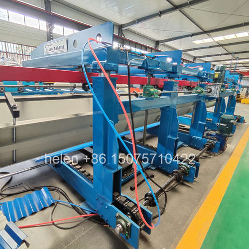 Automatic stacking machine for the color steel corrugated sheet making line ensuring neat and efficient panel arrangement