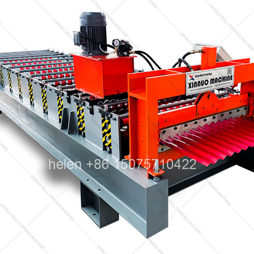 Entire production line layout of the color steel corrugated sheet making machine including the chain drive system