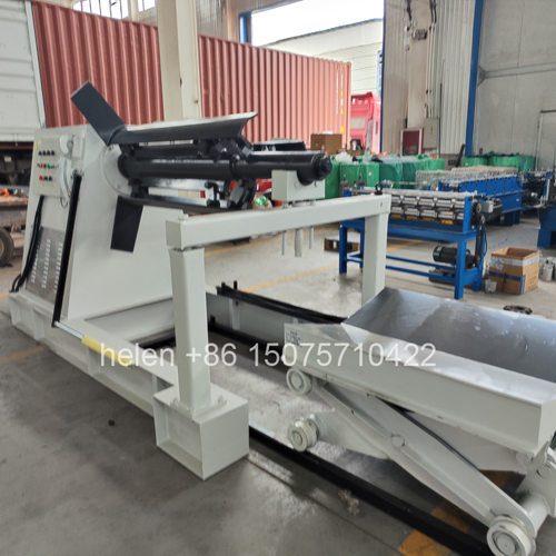 Hydraulic uncoiler of the color steel corrugated iron sheet making machine for smooth and safe material loading